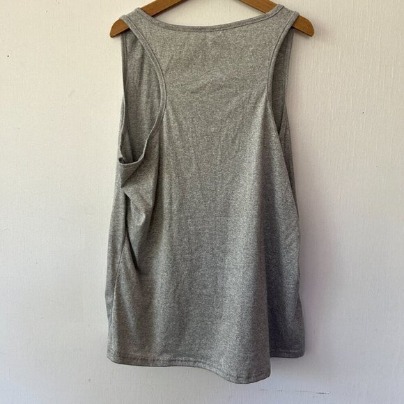 The Lion King Tank Top Womens 2XL Gray Timon Pumba Simba - Picture 4 of 4
